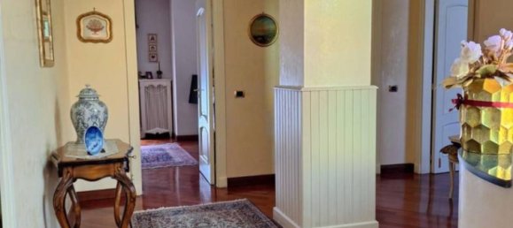 Edificio en Frattamaggiore, Italy 366 m² No. 315827 35