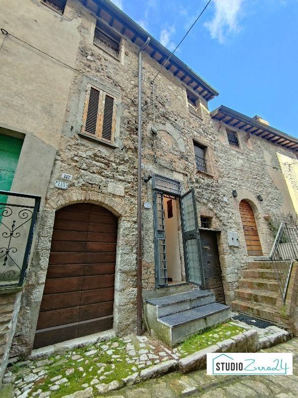 Apartamento de 2 dormitorios en Avigliano Umbro, Italy No. 72570