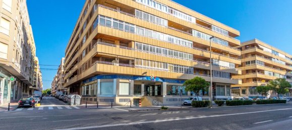 3 Schlafzimmer Penthouse in Torrevieja, Spain, Nr. 148345 2