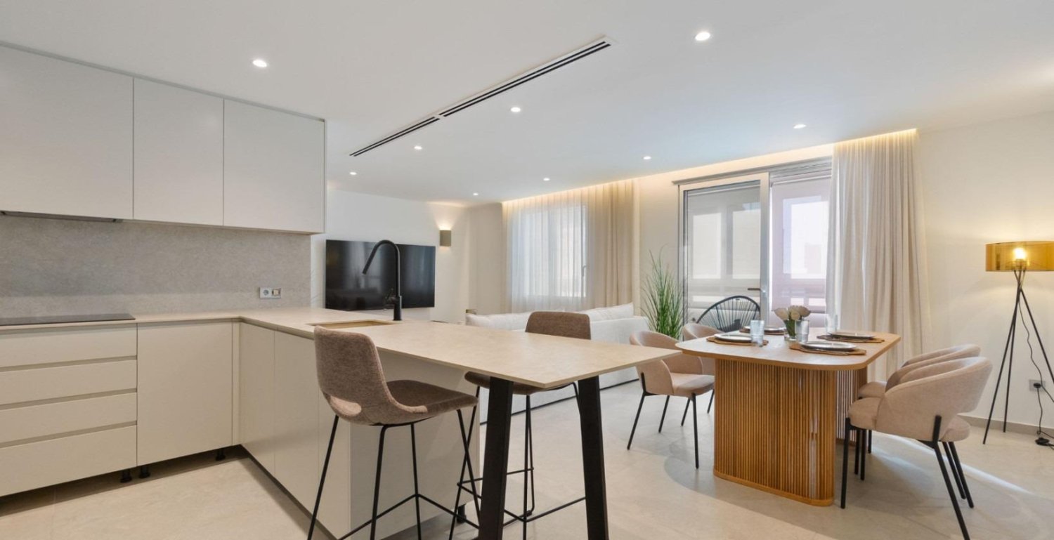 3 bedrooms Penthouse in Torrevieja, Spain No. 148345