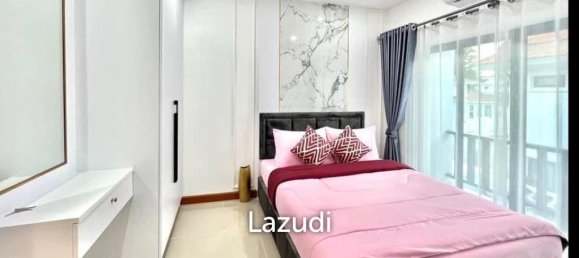 5 bedrooms Villa in Pattaya, Thailand No. 16285 10