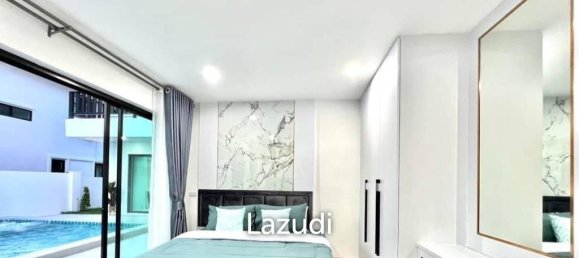 5 bedrooms Villa in Pattaya, Thailand No. 16285 9