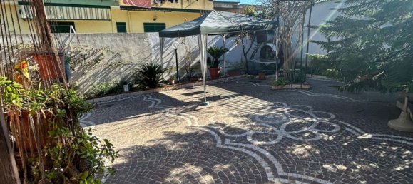 6 rooms Villa in Afragola, Italy No. 163067 2