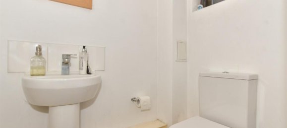 2 Schlafzimmer Haus in Essex, United Kingdom, Nr. 4153 5