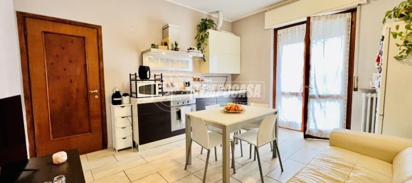 3-salle Appartement à Lonate Pozzolo, Italy No. 155466 5