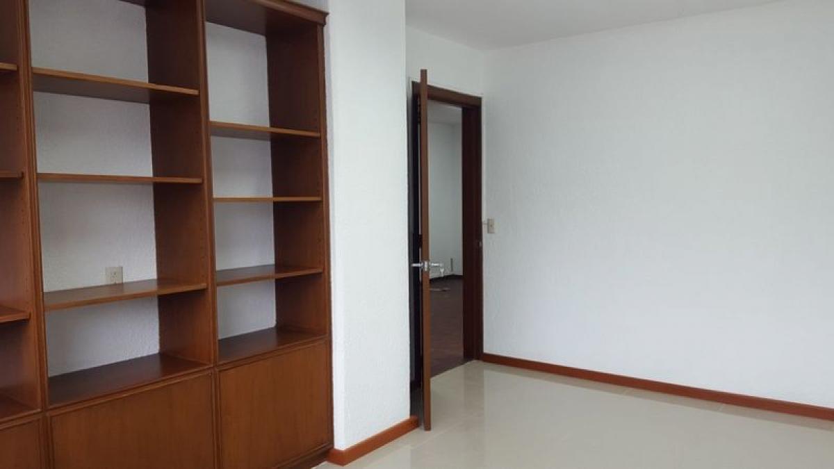 Bureau à Naucalpan de Juarez, Mexico No. 201196