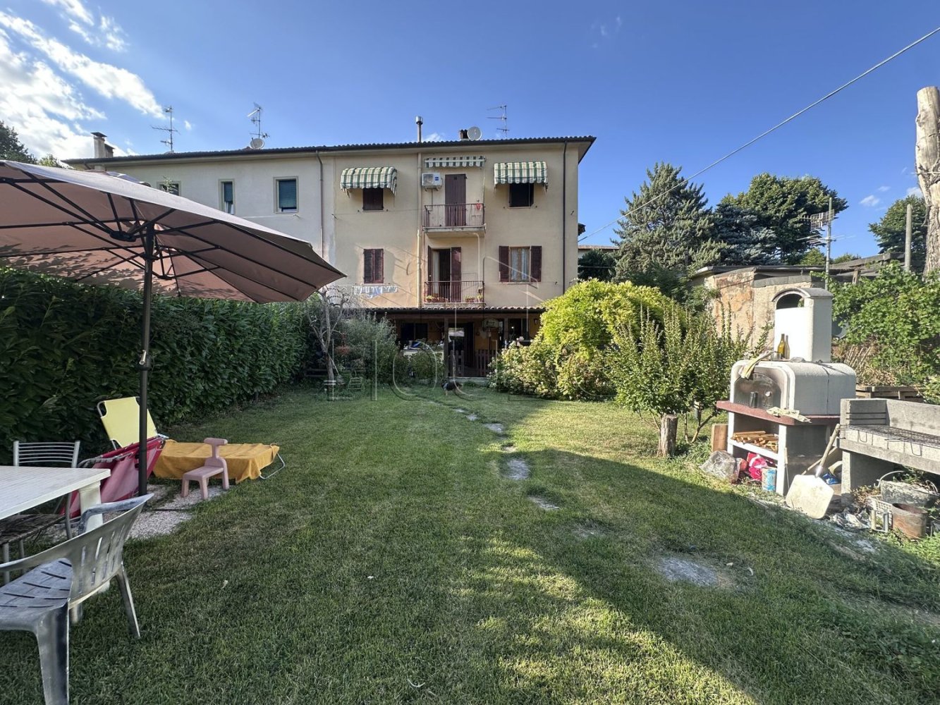 3 rooms House in Città di Castello, Italy No. 299660