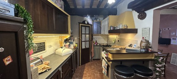 3 rooms House in Città di Castello, Italy No. 299660 6