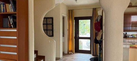 5 bedrooms Commercial property in Chloraka, Cyprus No. 18243 4