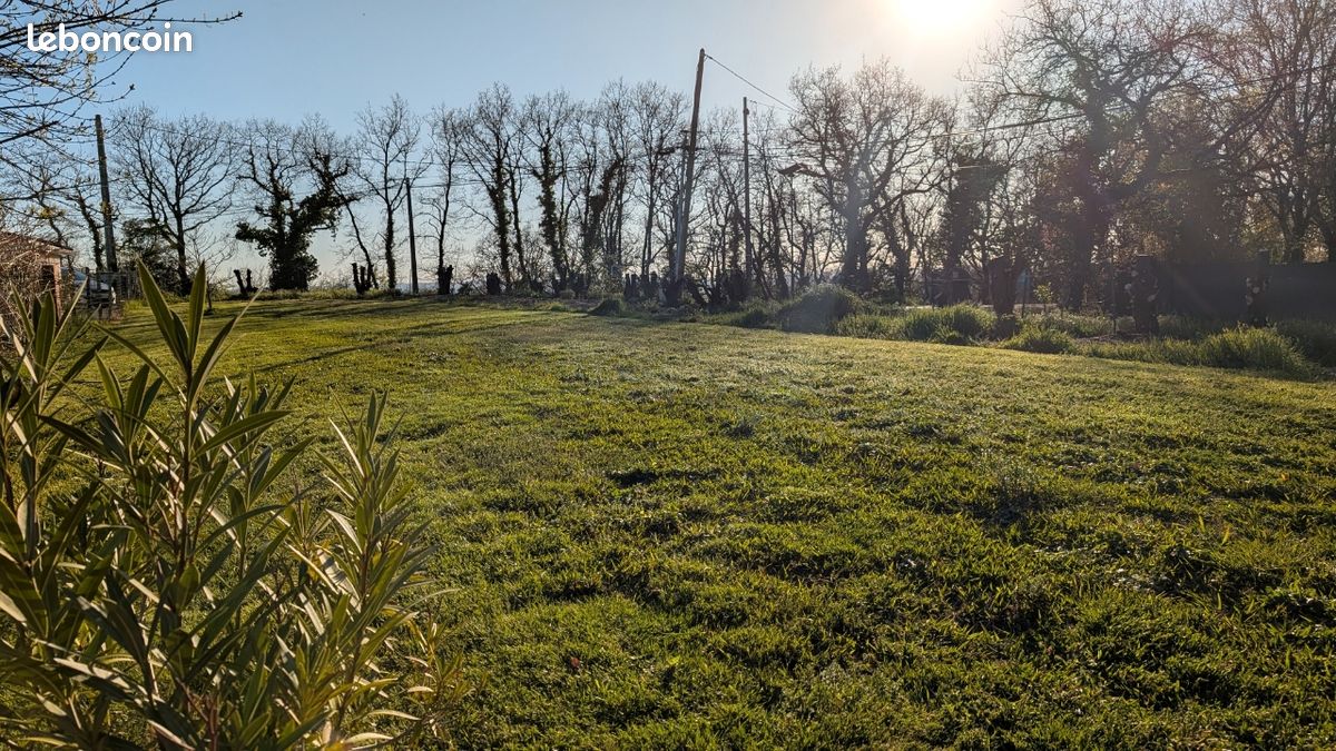  Land in Pompignan, France No. 337935