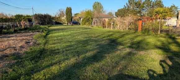  Land in Pompignan, France No. 337935 2