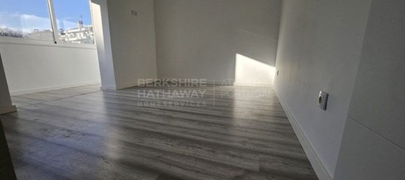 Studio in Lisbon, Portugal No. 153035 10