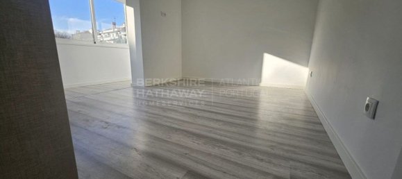 Studio in Lisbon, Portugal No. 153035 9