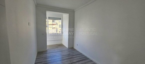 Studio in Lisbon, Portugal No. 153035 3