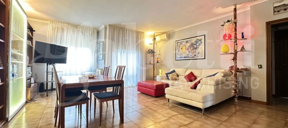 4 rooms Apartment in Rome, Italy No. 312338 4
