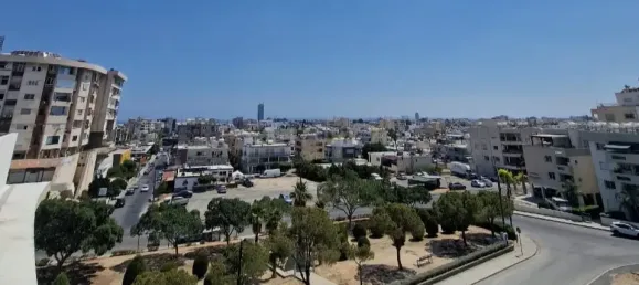 Ático de 3 dormitorios en Limassol, Cyprus No. 4485 2