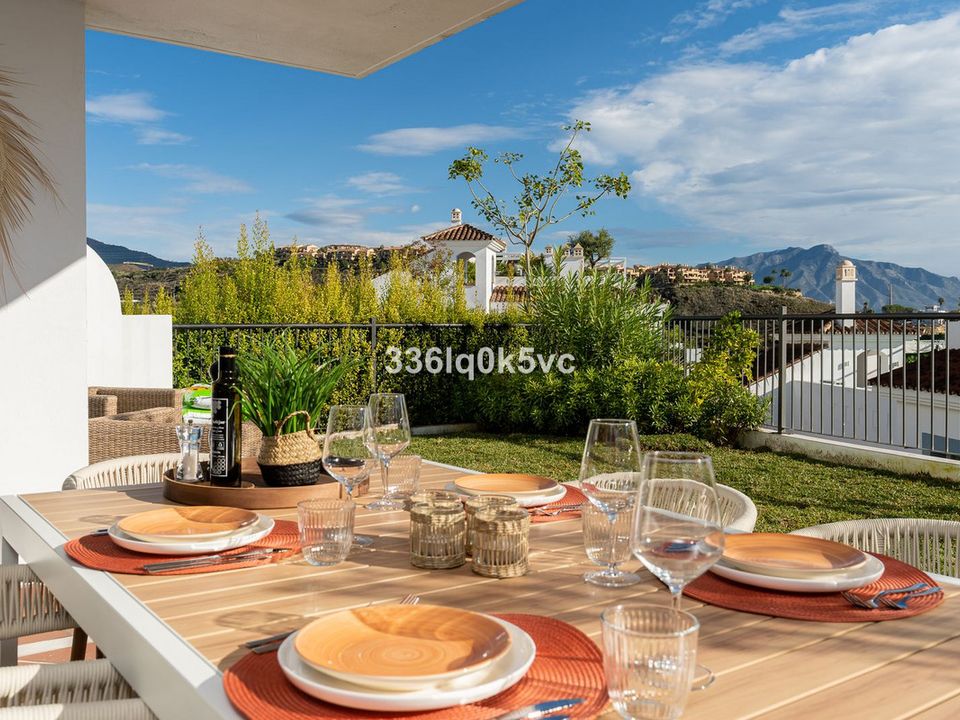 Apartamento T3 em El Paraiso, Spain N.º 279059