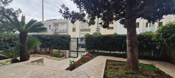 3 Schlafzimmer Villa in Lecce, Italy, Nr. 220079 5