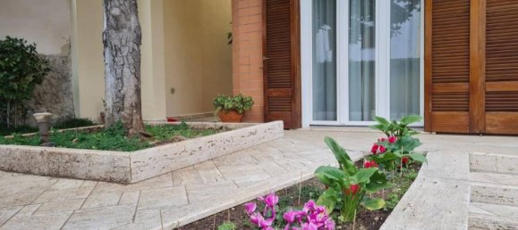 3 Schlafzimmer Villa in Lecce, Italy, Nr. 220079 8