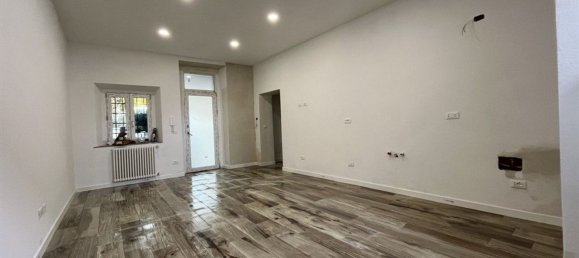 2 rooms Apartment in Lissone, Italy No. 218271 3