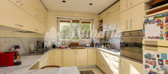 Квартира с 5 спальнями в Рим, Италия № 333650 12