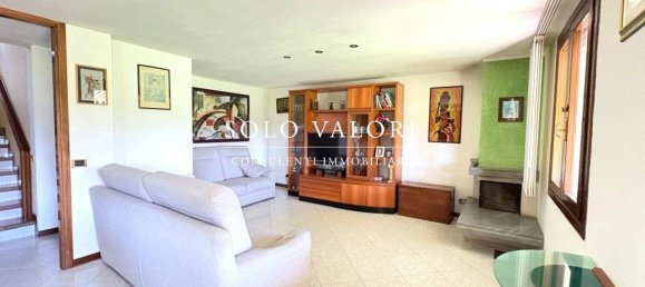 4 Schlafzimmer Villa in Castelfranco Veneto, Italy, Nr. 301624 3