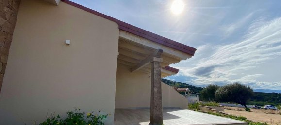 Casa de 3 habitaciónes en Trinità d'Agultu e Vignola, Italy No. 107241 19