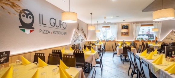 Коммерческая недвижимость 170м² в Ливиньо, Италия № 187196 28