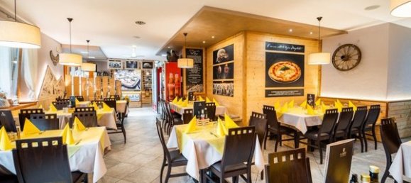 Коммерческая недвижимость 170м² в Ливиньо, Италия № 187196 25