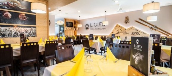 Коммерческая недвижимость 170м² в Ливиньо, Италия № 187196 21