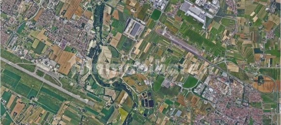 1-salle Entrepôt à Forlimpopoli, Italy No. 292599 4