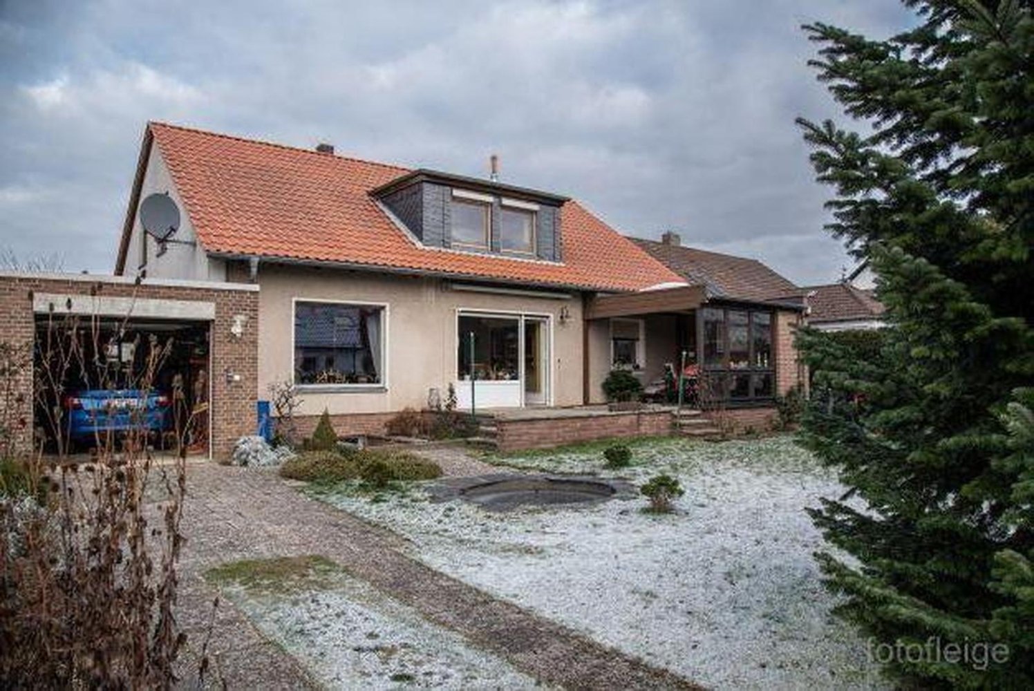 Moradia em banda de 9 divisões em Braunschweig, Germany N.º 242222