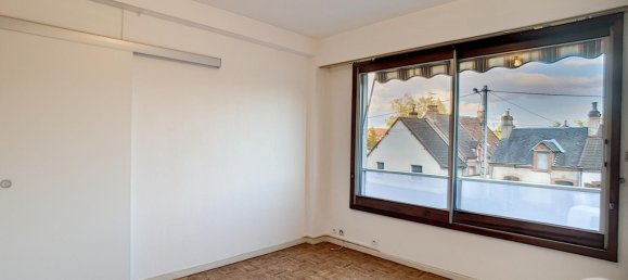 Apartamento de 1 dormitorio en Romorantin-Lanthenay, France No. 257189 4