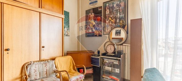 Apartamento de 4 dormitorios en Bari, Italy No. 344145 14