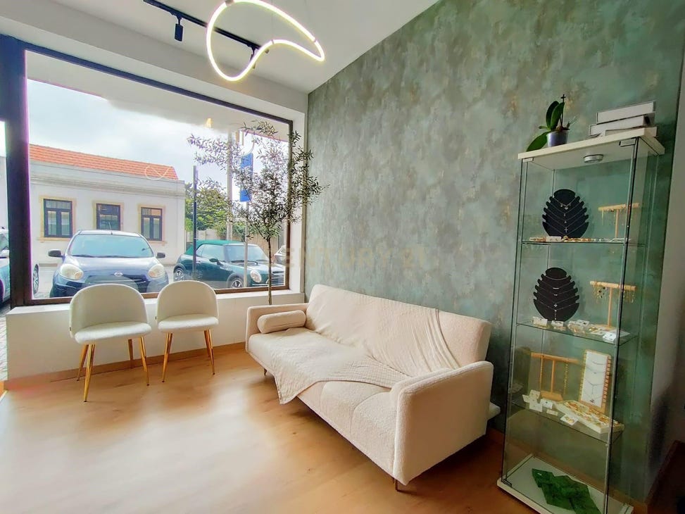 Propriété commerciale à Povoa de Varzim, Portugal 90m² No. 311669