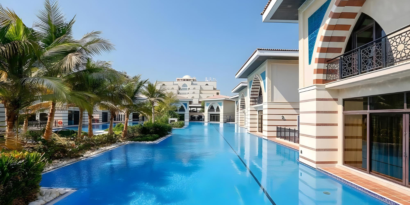 4 bedrooms Villa in Palm Jumeirah, UAE No. 103929
