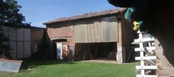 Casa de 12 habitaciónes en Soliera, Italy No. 19539 4