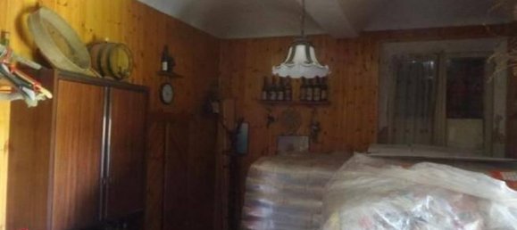 Casa de 12 habitaciónes en Soliera, Italy No. 19539 9