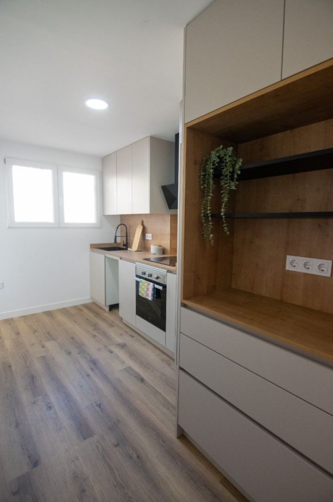 3 bedrooms Apartment in Albacete, Spain No. 271919