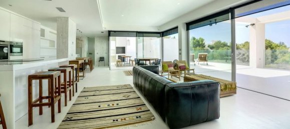 4 Schlafzimmer Villa in Altea, Spain, Nr. 80912 10