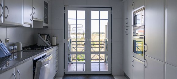 3 Schlafzimmer Doppelhaus in Sintra, Portugal, Nr. 116783 6