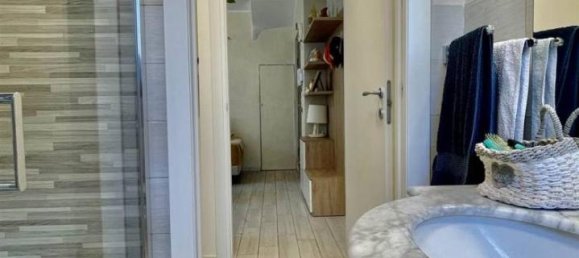 3غرفة شقة في Seregno, Italy رقم 23936 24