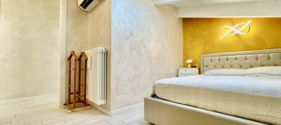 3غرفة شقة في Seregno, Italy رقم 23936 65