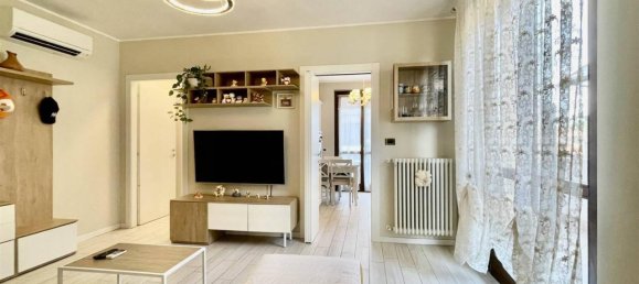 3غرفة شقة في Seregno, Italy رقم 23936 29