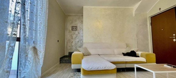 3غرفة شقة في Seregno, Italy رقم 23936 8