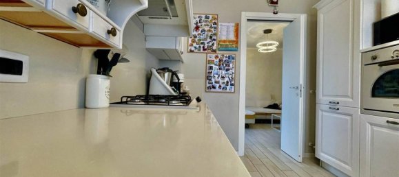 3غرفة شقة في Seregno, Italy رقم 23936 53