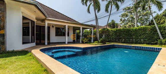 Дом 130м² в Паттайя, Таиланд № 68867 4