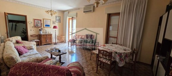 4 Schlafzimmer Wohnung in Syracuse, Italy, Nr. 341092 5