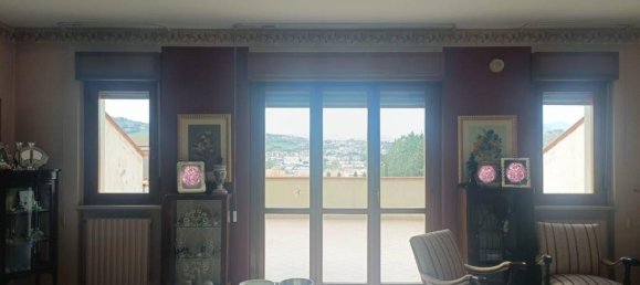 7 rooms House in Benevento, Italy No. 35910 20