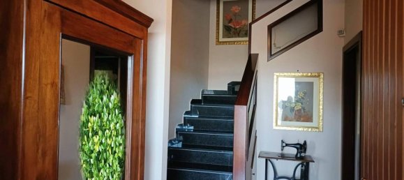 7 rooms House in Benevento, Italy No. 35910 49